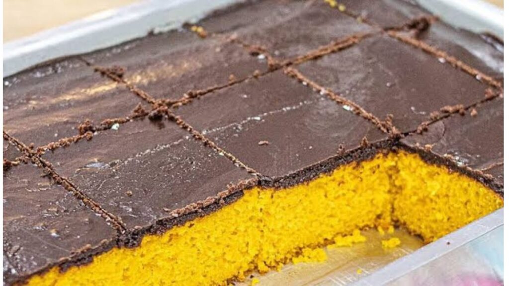 Bolo de cenoura de liquidificador